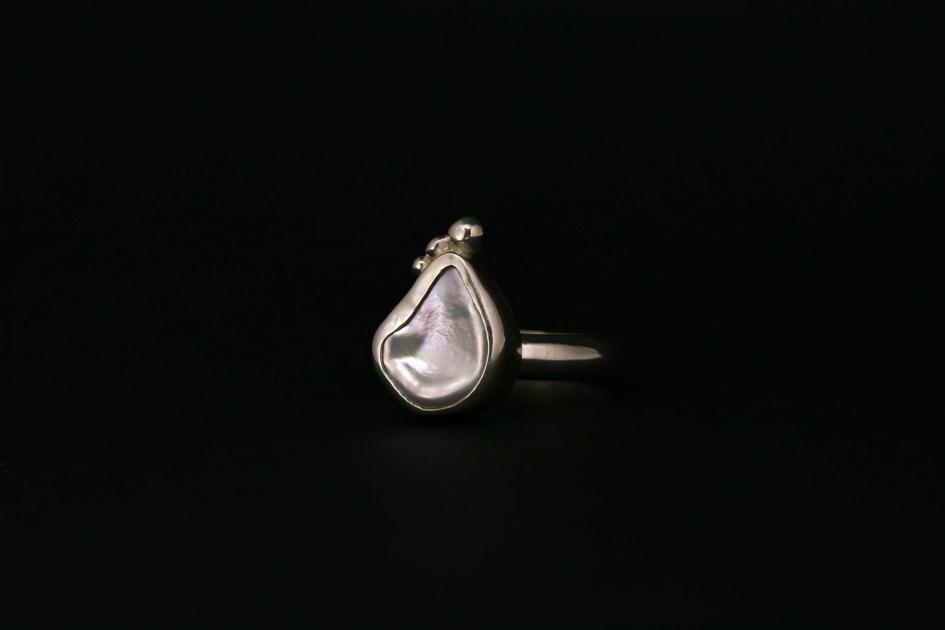 keshi pearl ring SIZE 8
