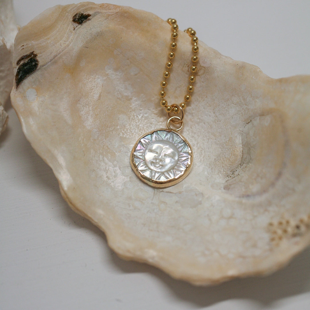 SUN mother of pearl necklace