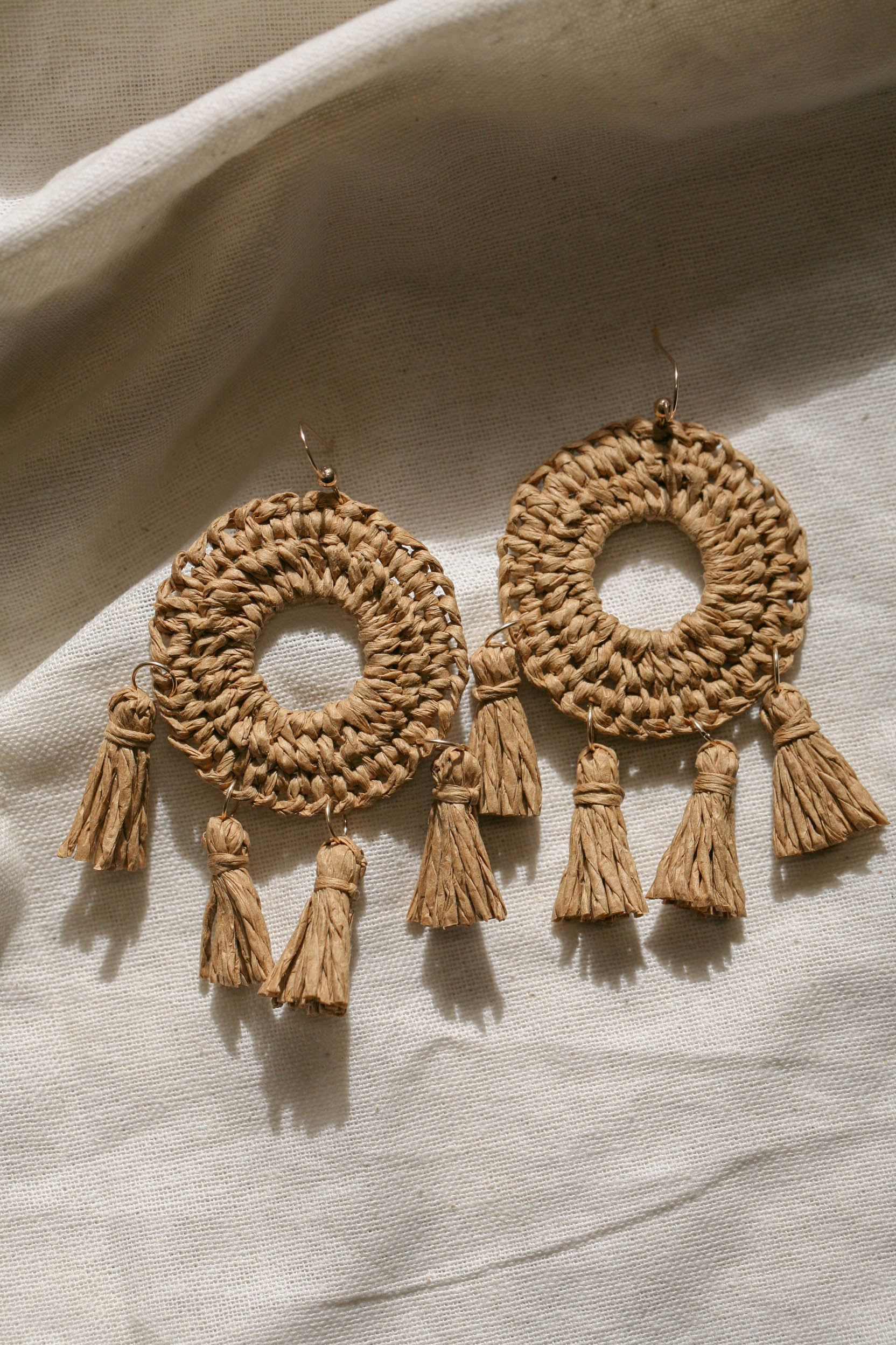 Raffia earrings