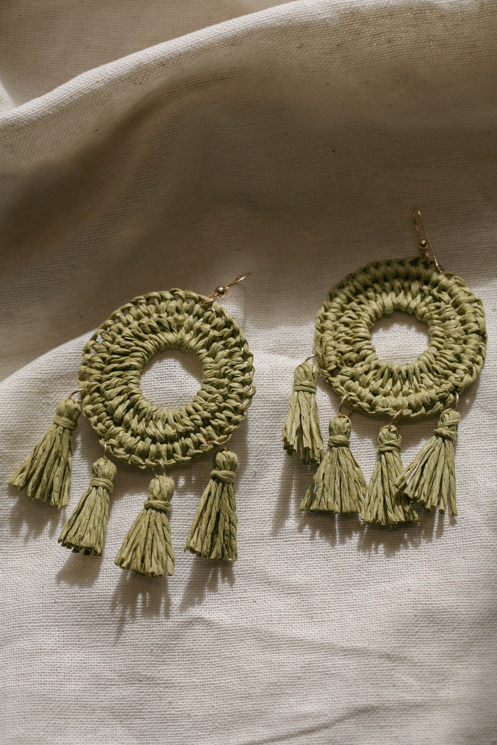 Raffia earrings